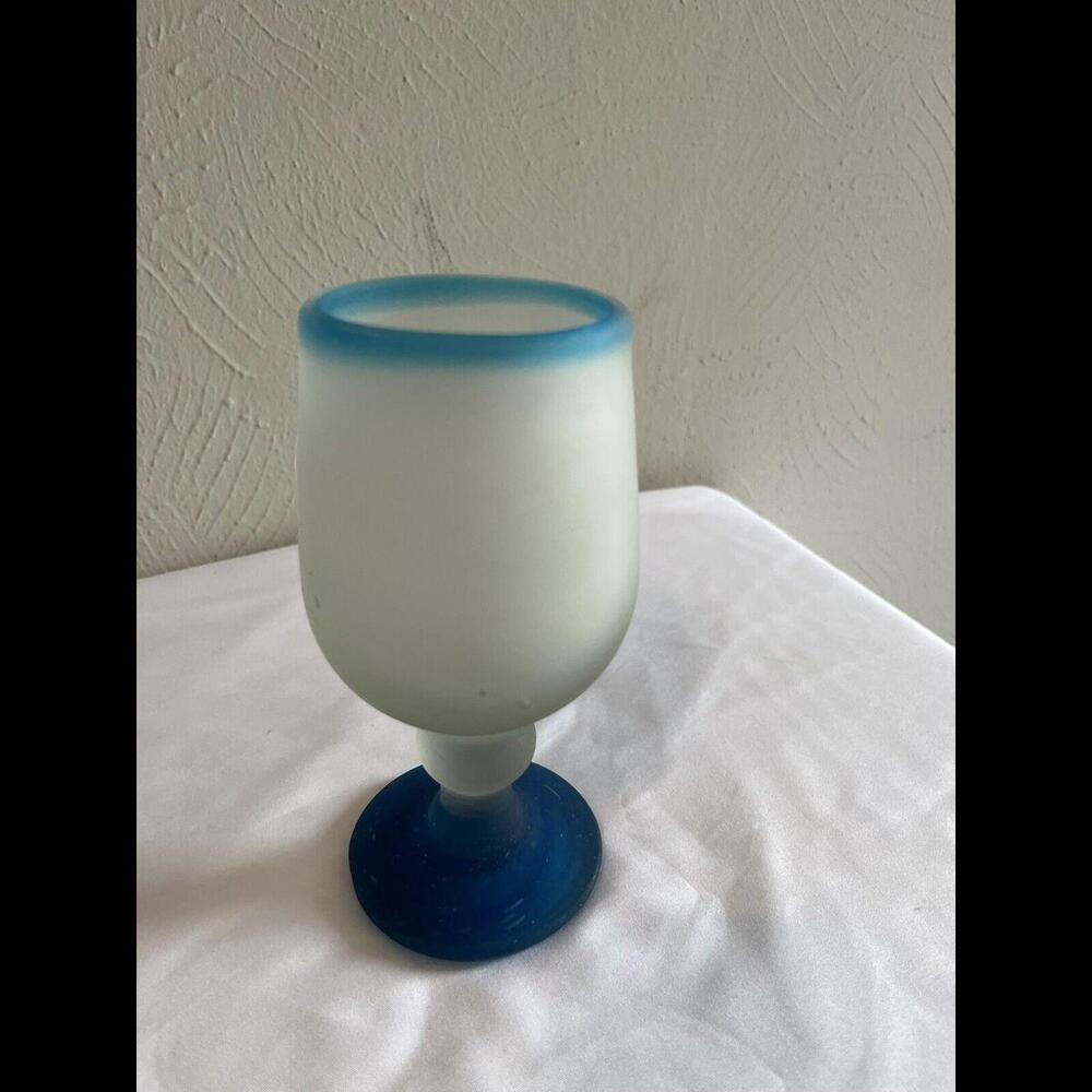 Blue And White Frosted Blown Glass  Goblets Drink Set